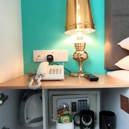 The Ardens Hotel - Austin Johor Bahru Bagian luar foto