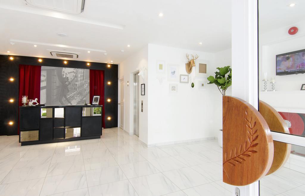 The Ardens Hotel - Austin Johor Bahru Bagian luar foto